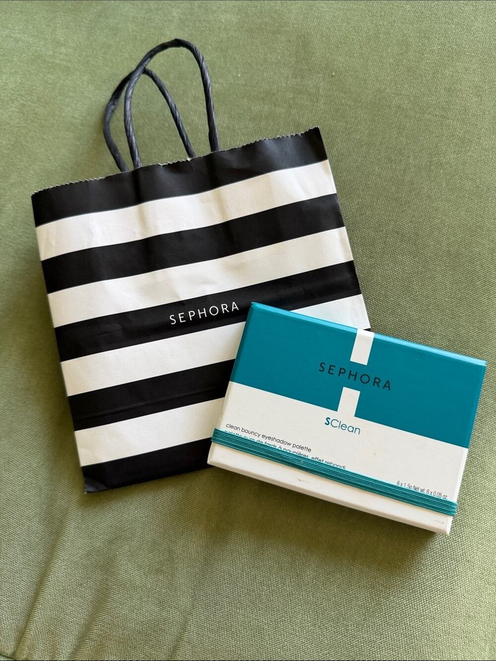 🗽Sephora Eyeshadow Palette with Black & Teal Packaging